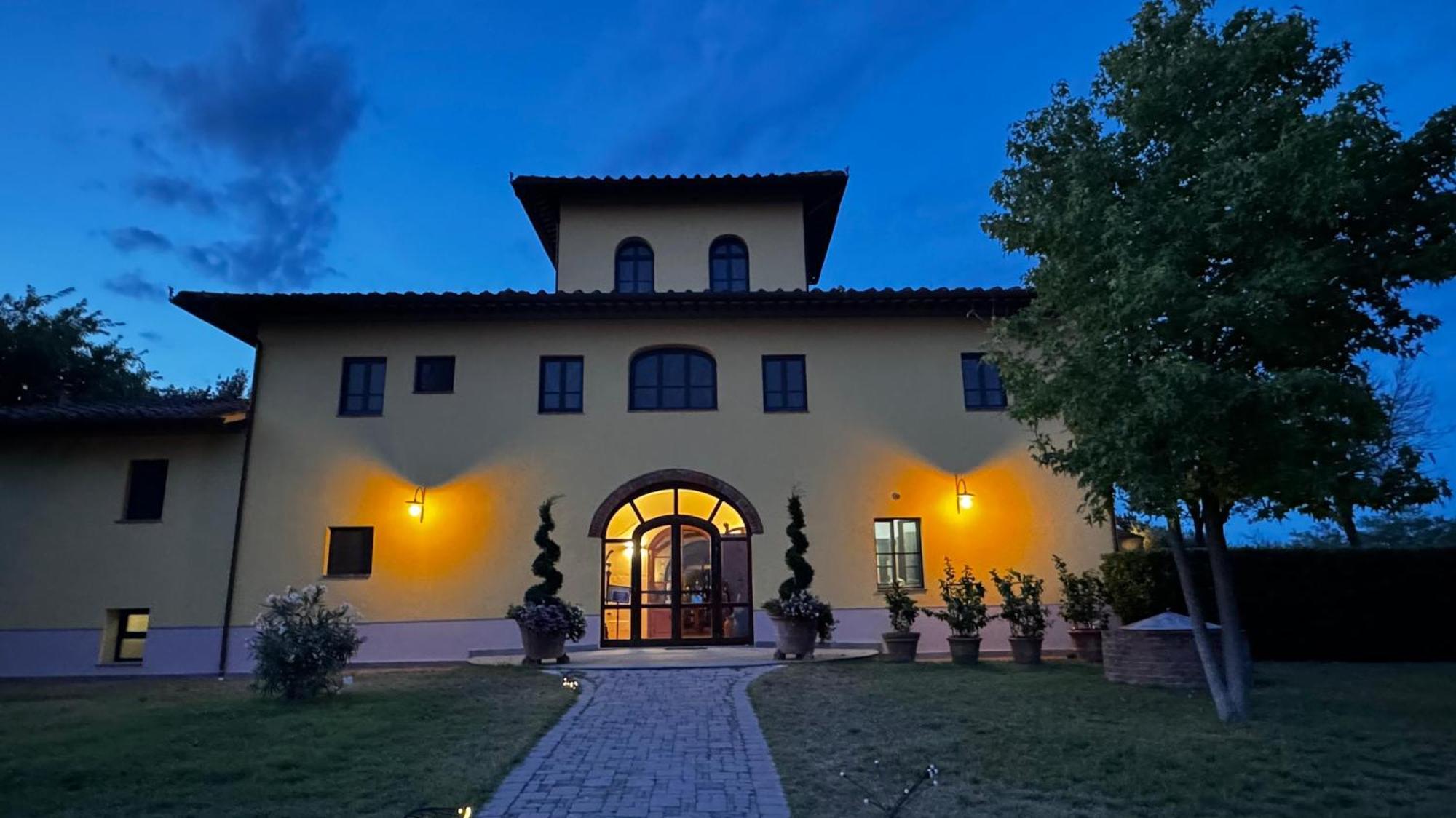 Agriturismo Cascina Cipressa San Romano  Exterior photo
